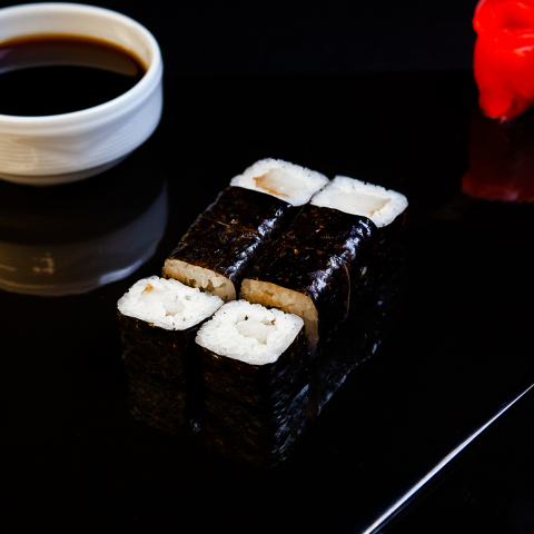 Маки с масляной рыбой