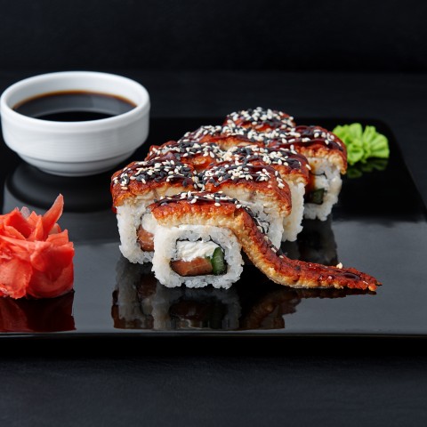 Унаги макси ролл