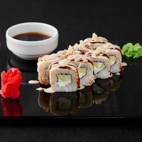 Ролл Яблочный дракон