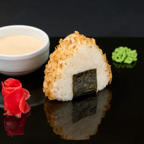 Онигири с креветкой