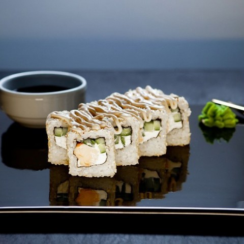 Ролл Сингапур