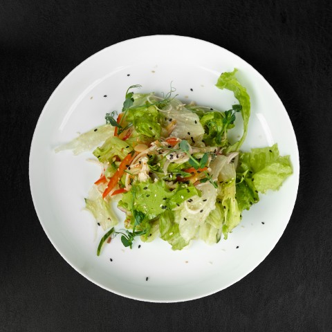 C куриной грудкой с имбирной заправкой